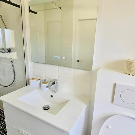 Modern Sea-view Stay, Vakantiehuis Dénia