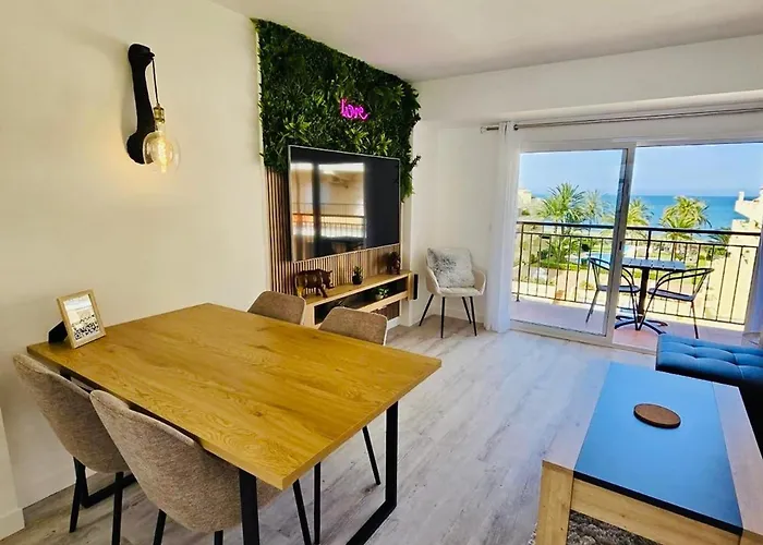 Modern Sea-view Stay, Casa vacanze *