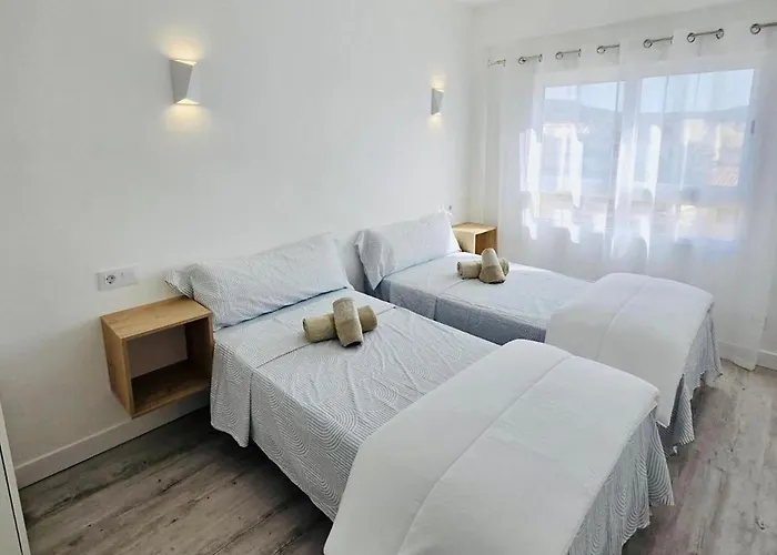 Modern Sea-view Stay, Casa vacanze *