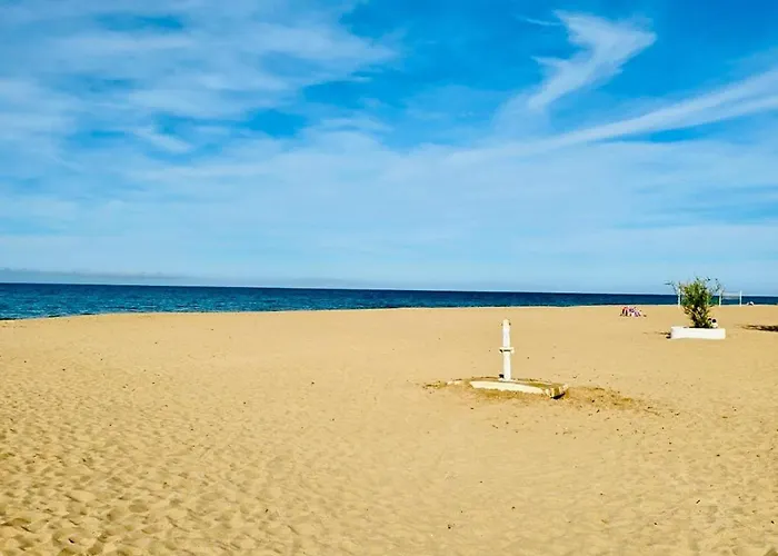 Modern Sea-view Stay, Casa vacanze *